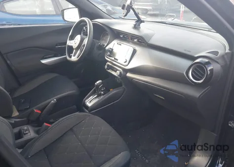 2019 Nissan Kicks Sv z USA, uszkodzony, nr VIN 3N1CP5CU9KL531095